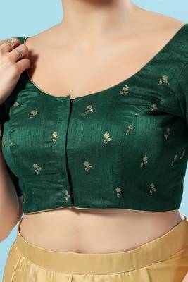 Salwar Studio Women's Green Embroidered Saree Blouse 5