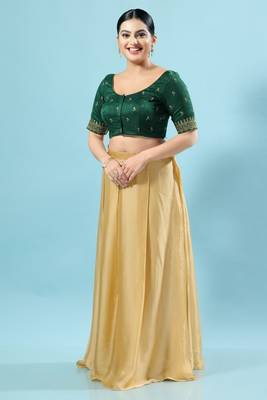 Salwar Studio Women's Green Embroidered Saree Blouse 6