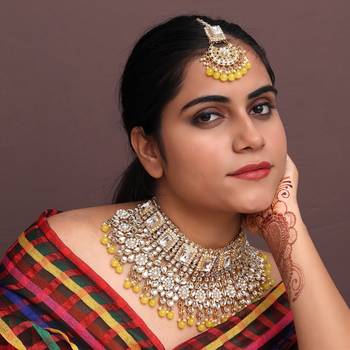 Yellow necklace-sets 4
