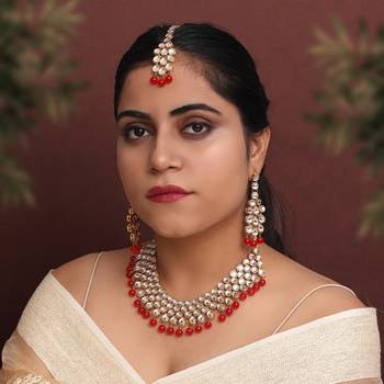 Red necklace-sets 3