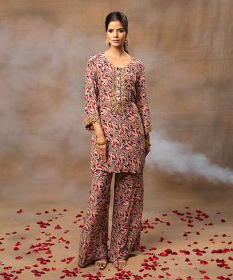 Ivory printed kurta pant set 1