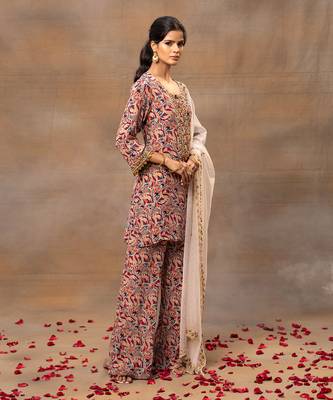 Ivory printed kurta set 2