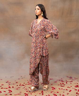 Ivory printed kurta and patiala pant set 2