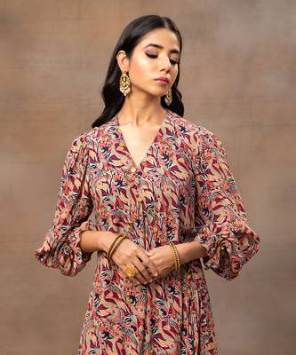 Ivory printed kurta and patiala pant set 3