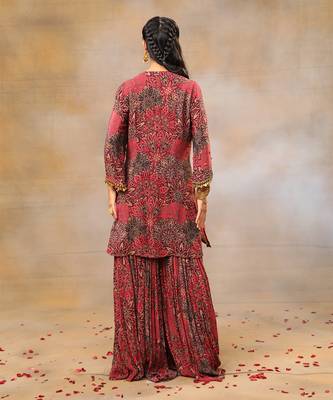 Pink embroidered sharara set 4