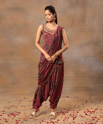 Pink embroidered draped dhoti set 2