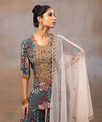 Green printed sharara and short kurta set 3