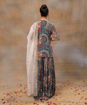 Green printed sharara and short kurta set 4