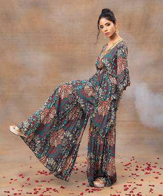 Green printed sharara and kaftan set 2