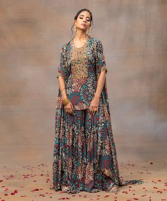 Green printed sharara and cape set 1