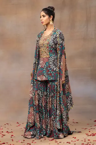 Green printed sharara and cape set