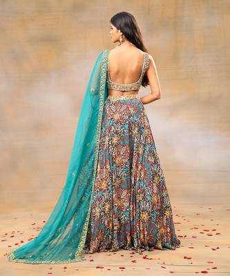 Green Embroidered Lehenga Set 4