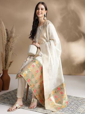 Rajgranth women's jacquard fabric jacquard print kurta set with duppata 1