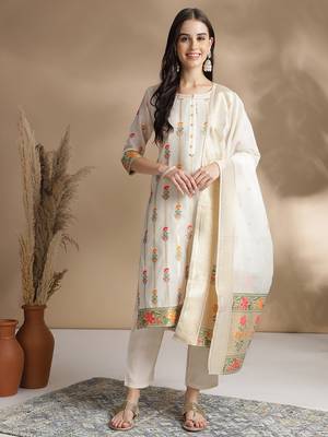 Rajgranth women's jacquard fabric jacquard print kurta set with duppata 2