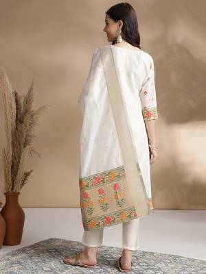 Rajgranth women's jacquard fabric jacquard print kurta set with duppata 3