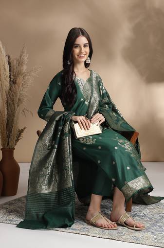 Rajgranth women's jacquard fabric jacquard print kurta set with duppata