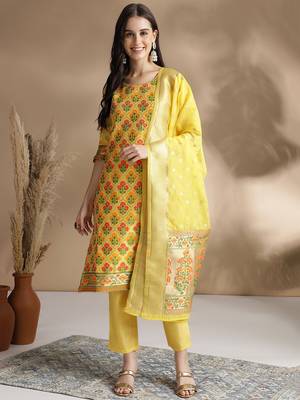 Rajgranth women's jacquard fabric jacquard print kurta set with duppata 2