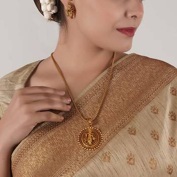 BEAUTIFUL GOLD PLATED KRISHNA PENDANT SET WITH EARRING | TEMPLE JEWELLERY 2