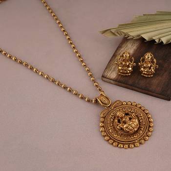 BEAUTIFUL GOLD PLATED LAXMI PENDANT SET WITH EARRING | TEMPLE JEWELLERY 1