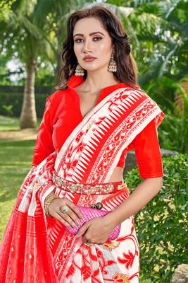 Floral Silk Cotton Zari Saree 4