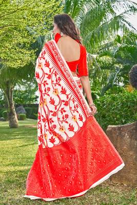 Floral Silk Cotton Zari Saree 5