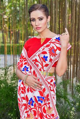 Floral Silk Cotton Zari Saree Without Blouse 3