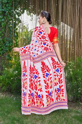 Floral Silk Cotton Zari Saree Without Blouse 4