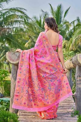 Pink -Coloured Floral Silk Blend Saree 4
