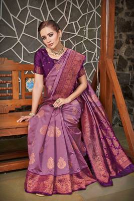 Ethnic Motifs Woven Design Zari Silk Blend Kanjeevaram Saree 2