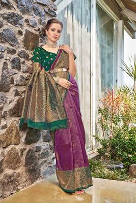 Ethnic Motifs Woven Design Zari Silk Blend Kanjeevaram Saree 2