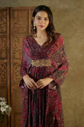 Pink printed kaftan dress
