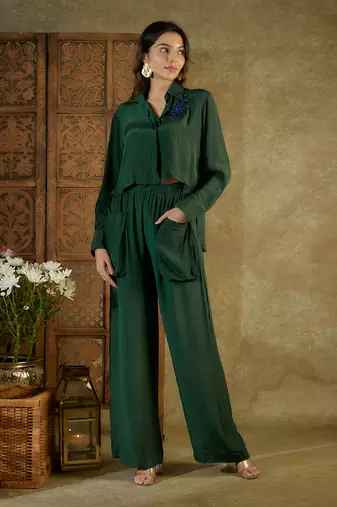 Forest green crop shirt and pant set
