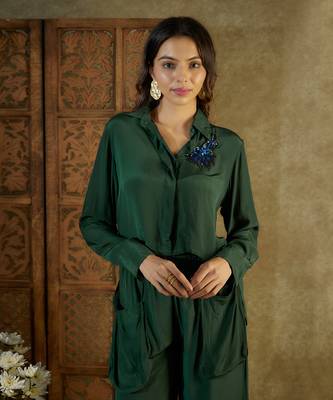 Forest green crop shirt and pant set 4