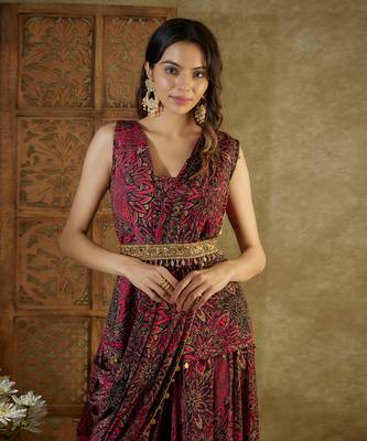 Pink printed draped dhoti set 2