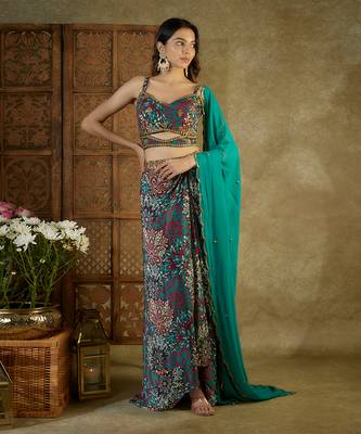 Green printed drape skirt set 2