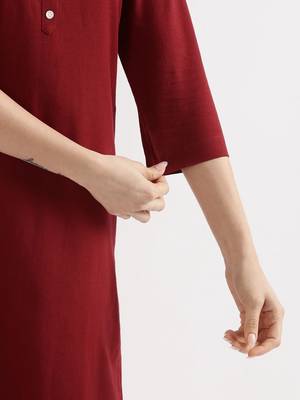Maroon Solid A-Line Rayon Kurta 5