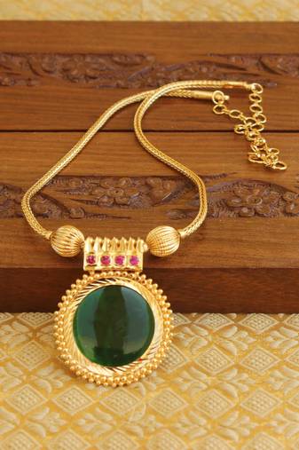 Kerala style gold plated palakka necklace