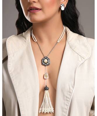 Chrome black mother of pearl & polki necklace set 1
