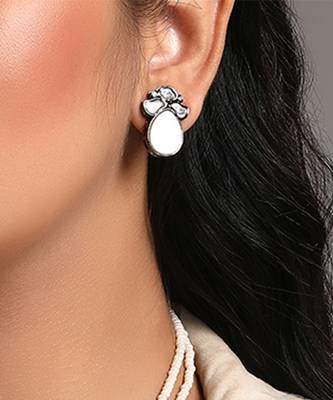 Chrome black mother of pearl & polki studs 1
