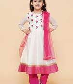 White Embroidered Cotton Kurta Set