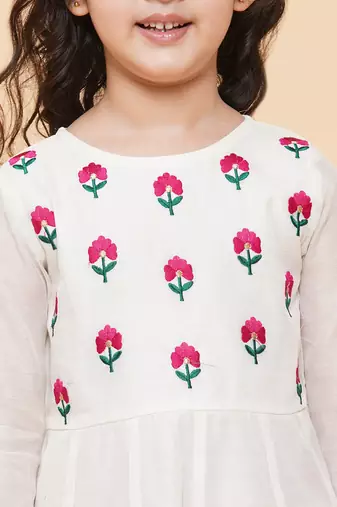 White Embroidered Cotton Kurta Set