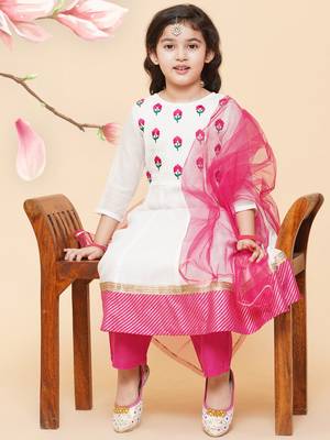 White Embroidered Cotton Kurta Set 5