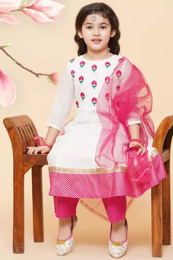 White Embroidered Cotton Kurta Set