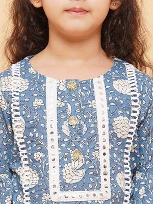 Blue Printed Cotton Kurta Set 4