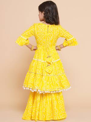 Yellow Printed Pure Cotton Kurta Set 6