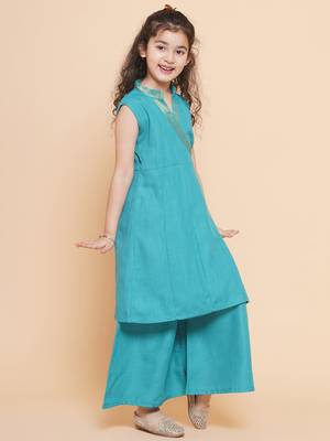 Green Solid Cotton Kurta Set 3