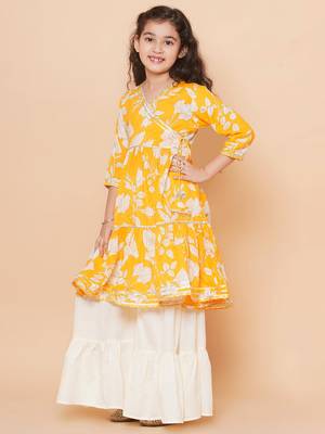 Yellow Printed Pure Cotton Kurta Set 4