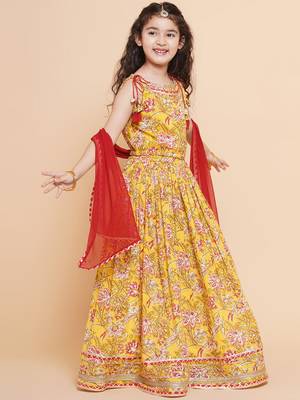 Yellow Printed Cotton Lehenga Choli Set 3