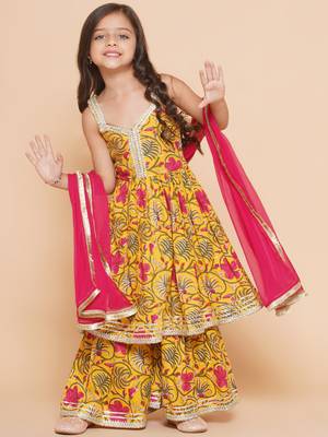 Yellow Printed Pure Cotton Kurta Set 5