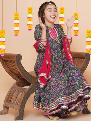 Blue Printed Pure Cotton Kurta Set 3